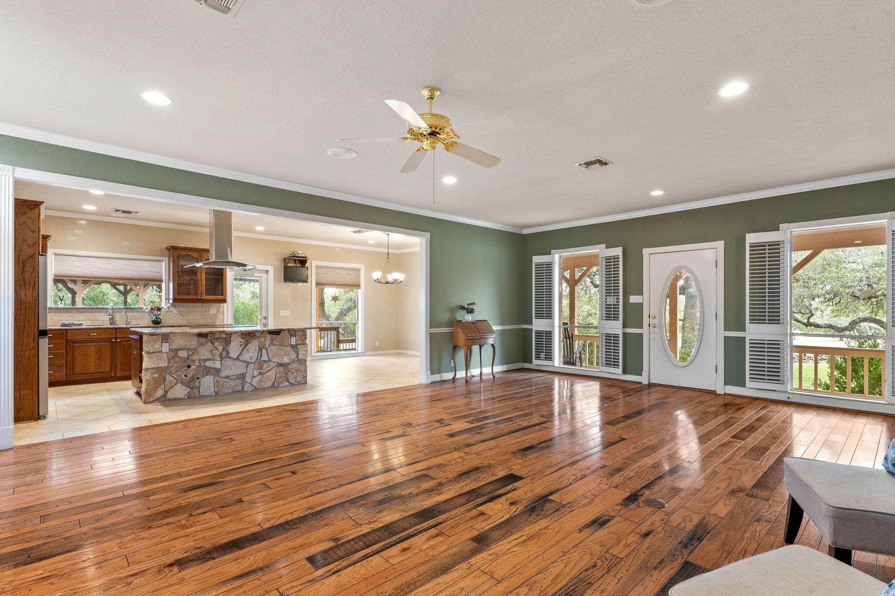 115 Sage Oaks Trail Trl, Boerne, TX 78006