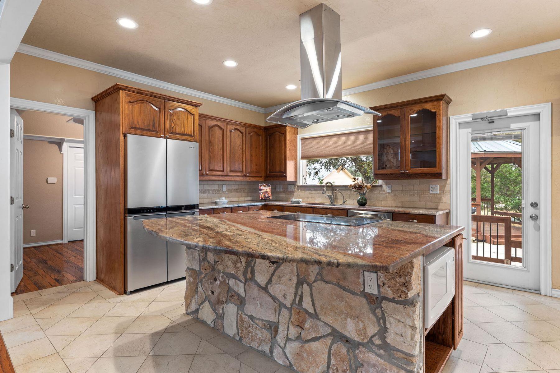 115 Sage Oaks Trail Trl, Boerne, TX 78006