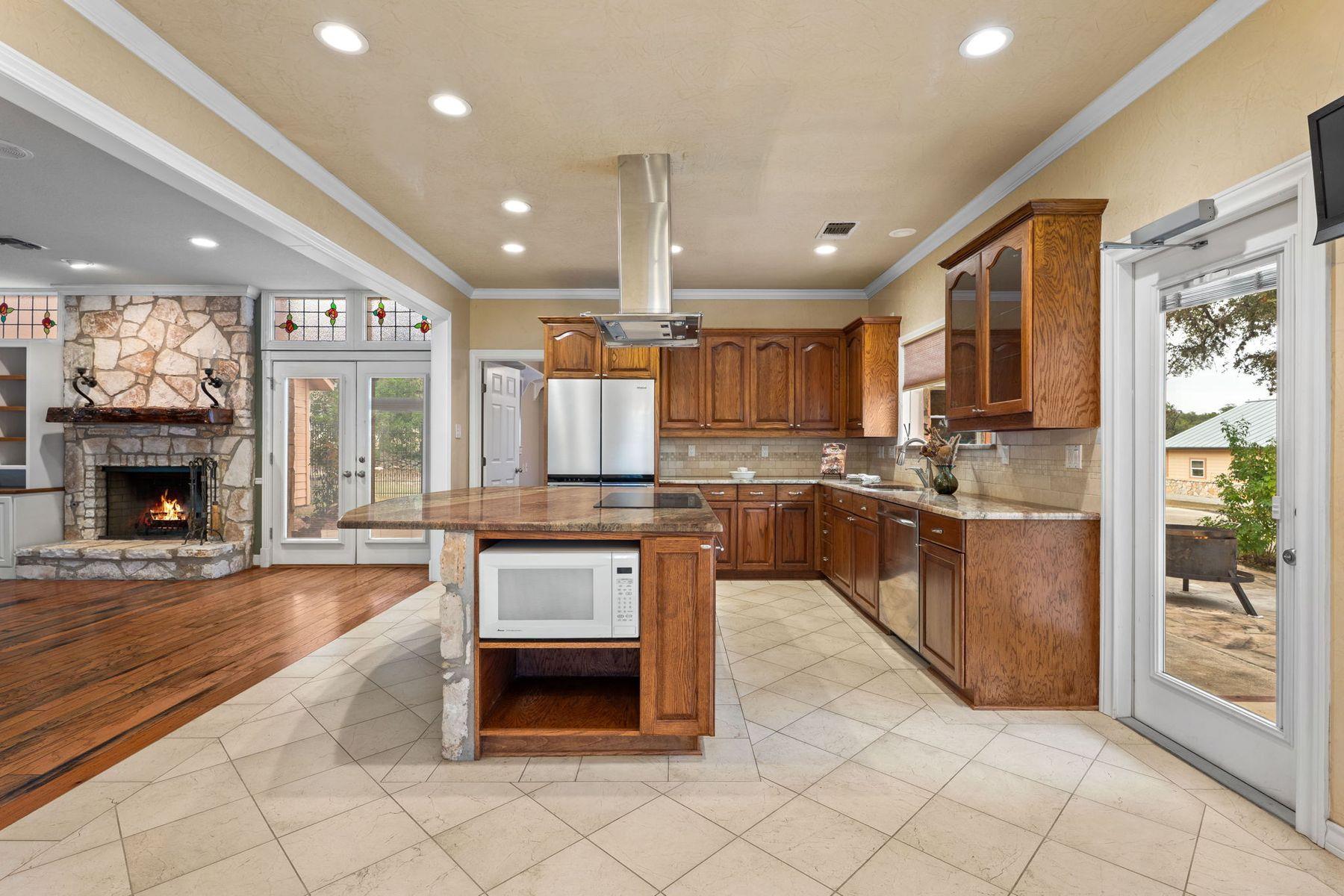 115 Sage Oaks Trail Trl, Boerne, TX 78006