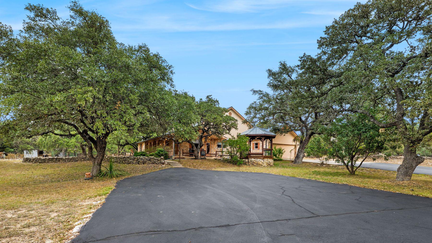 115 Sage Oaks Trail Trl, Boerne, TX 78006