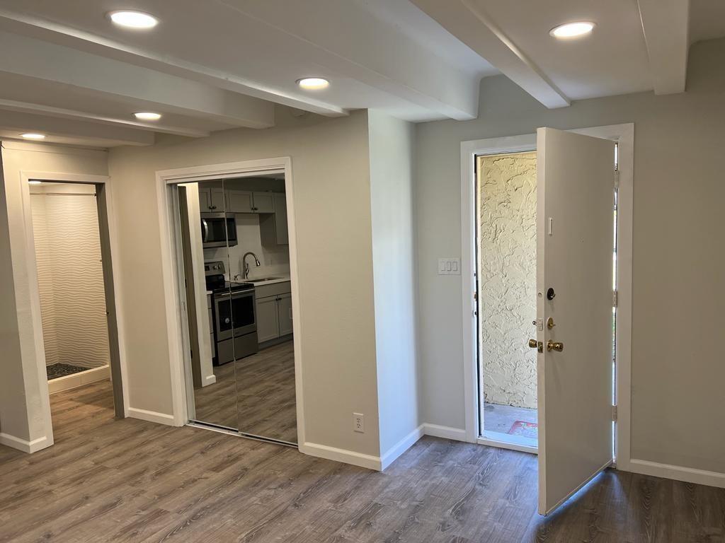 5804 Circulo Dr # 5E, Lago Vista, TX 78645