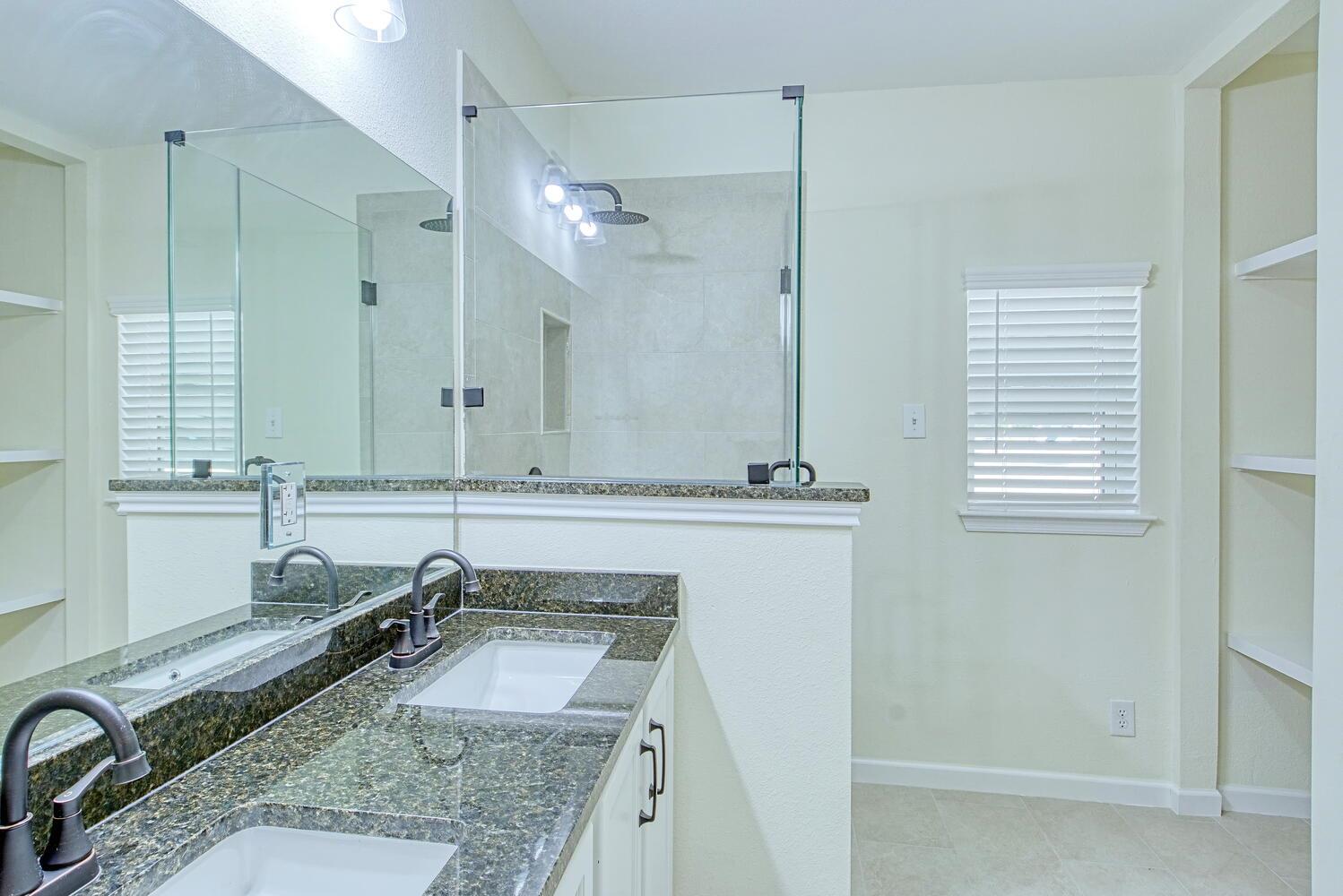 202 Covina Ave, San Antonio, TX 78218