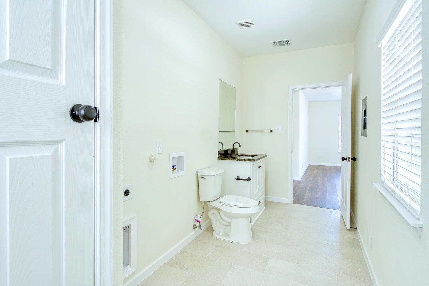 202 Covina Ave, San Antonio, TX 78218