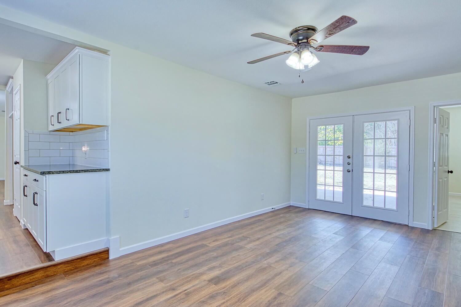 202 Covina Ave, San Antonio, TX 78218