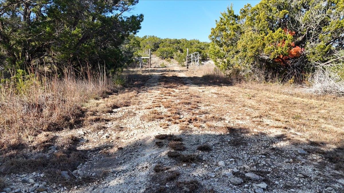 445-455 E Skyline Acres, Wimberley, TX 78676