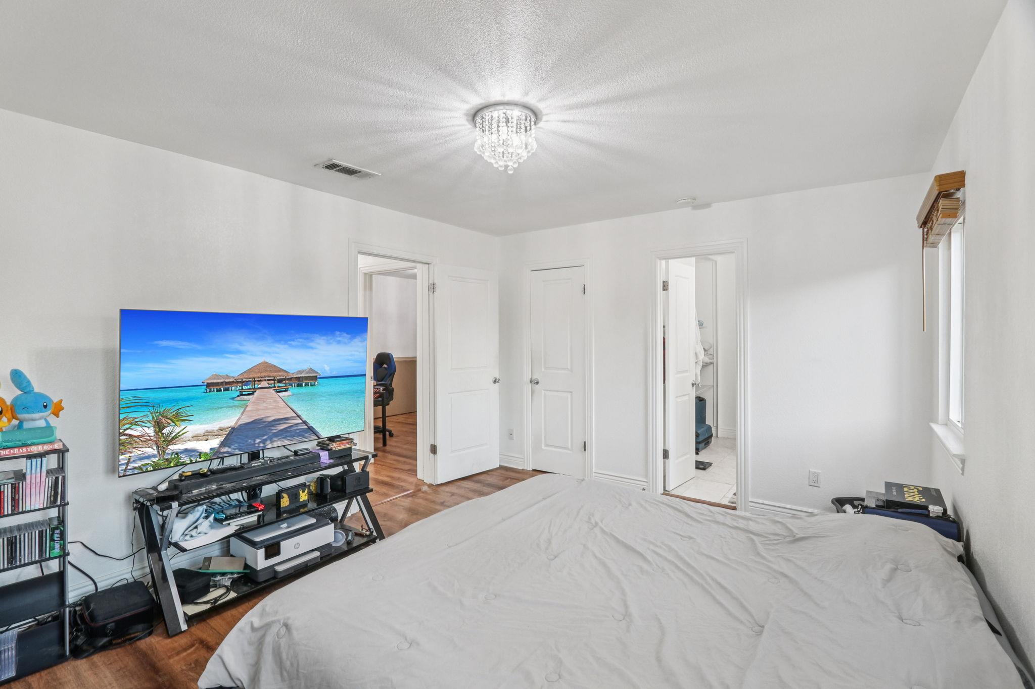 5801 Thunderbird St # A-11, Lago Vista, TX 78645