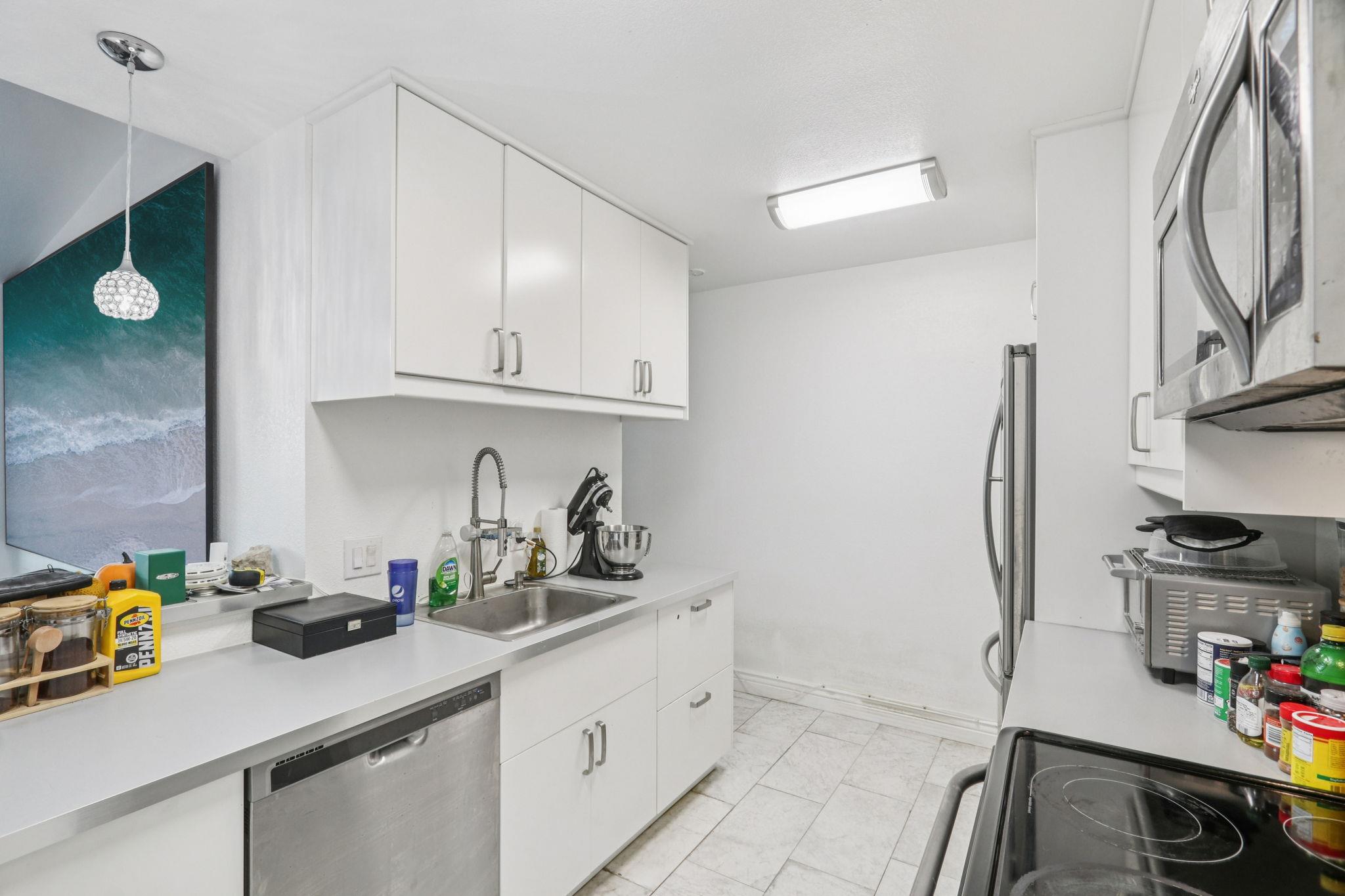 5801 Thunderbird St # A-11, Lago Vista, TX 78645