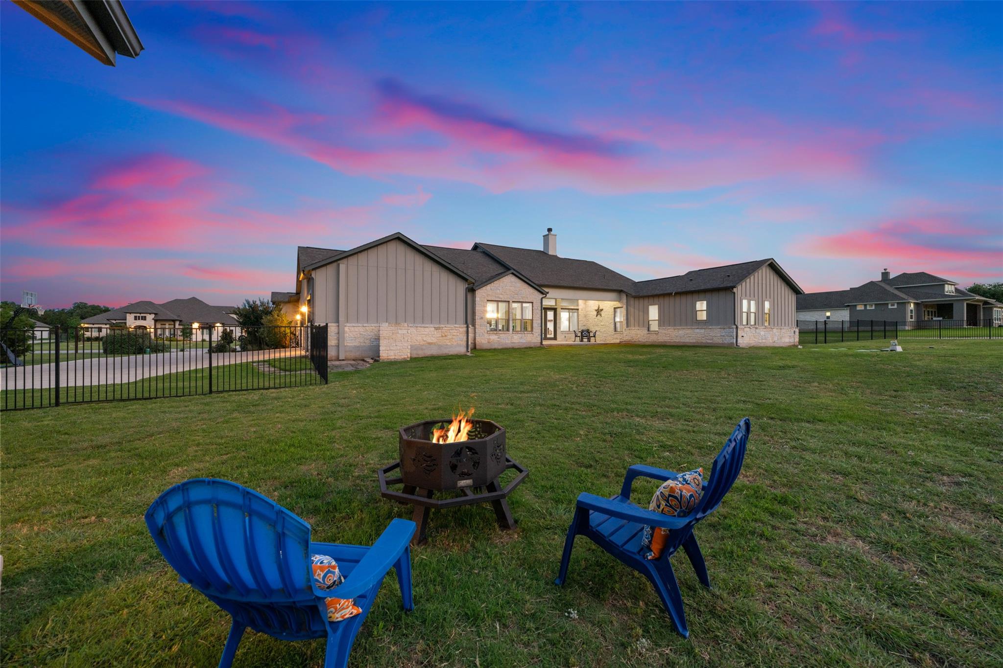 340 Bold Sundown, Liberty Hill, TX 78642