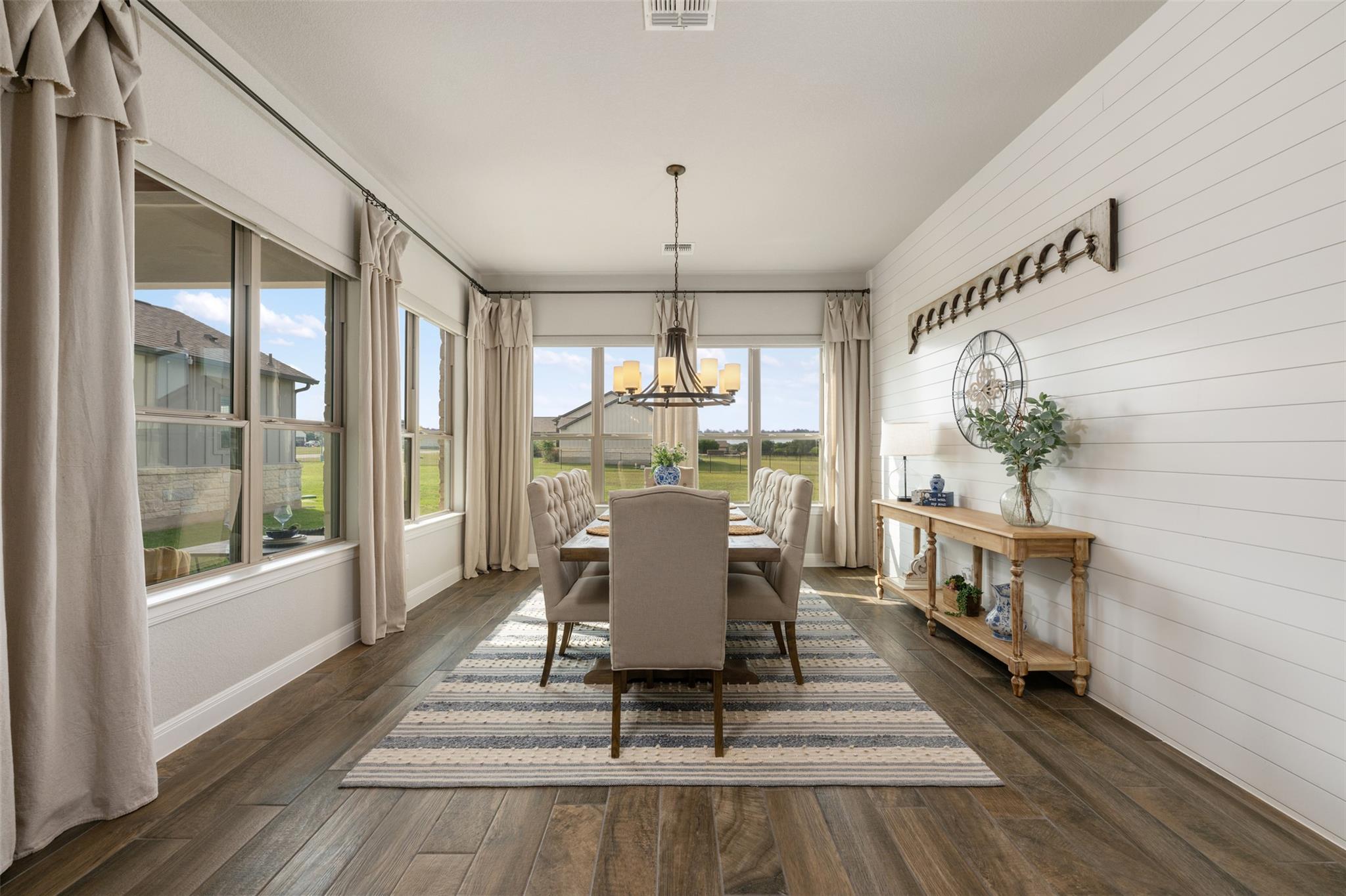 340 Bold Sundown, Liberty Hill, TX 78642