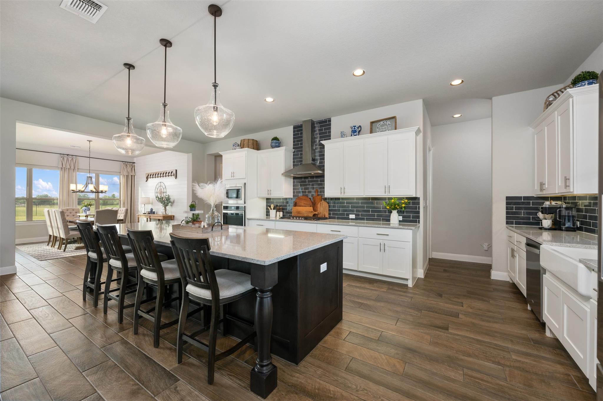 340 Bold Sundown, Liberty Hill, TX 78642