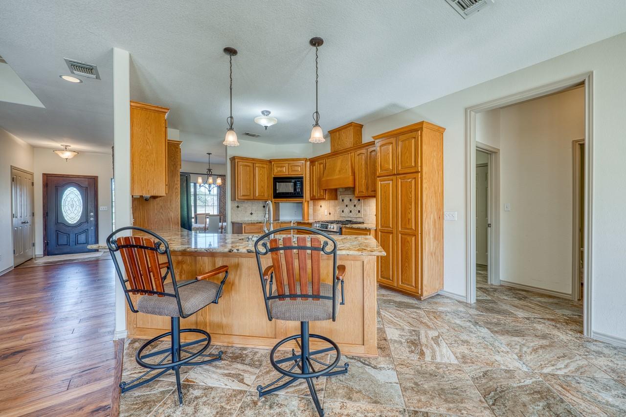 121 Amber Crk, Burnet, TX 78611