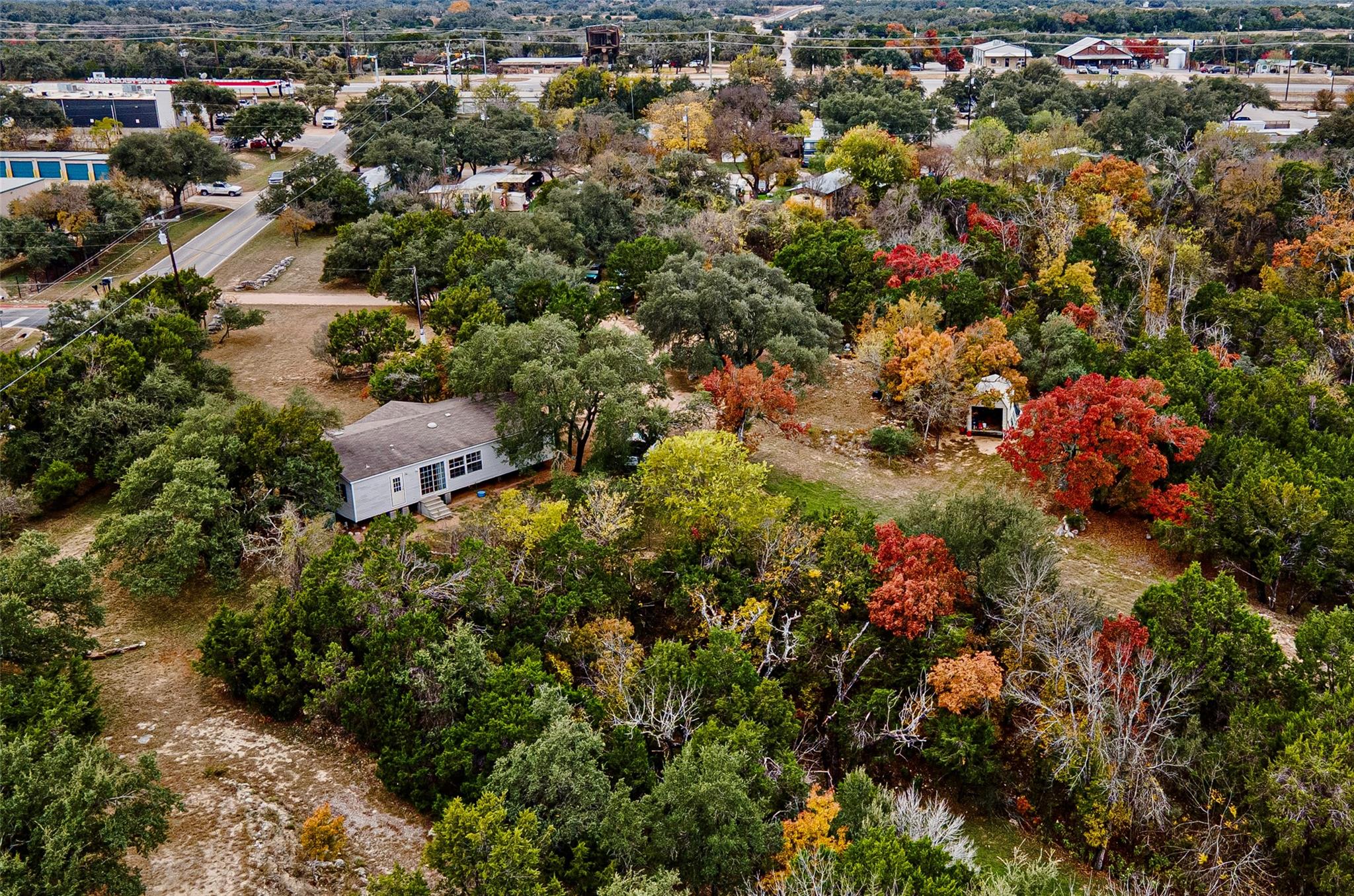 5016 BOB WIRE Rd, Spicewood, TX 78669