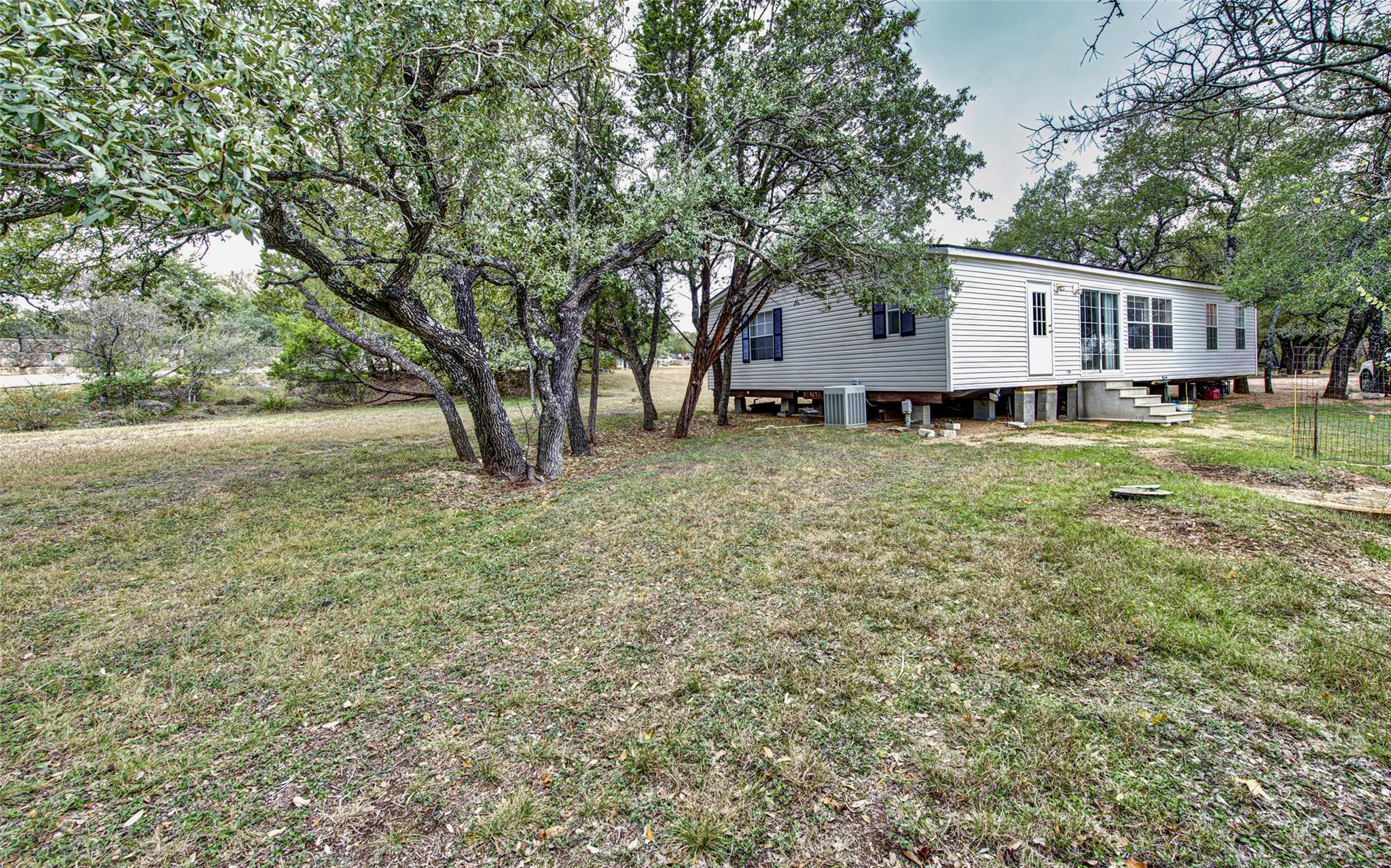 5016 BOB WIRE Rd, Spicewood, TX 78669