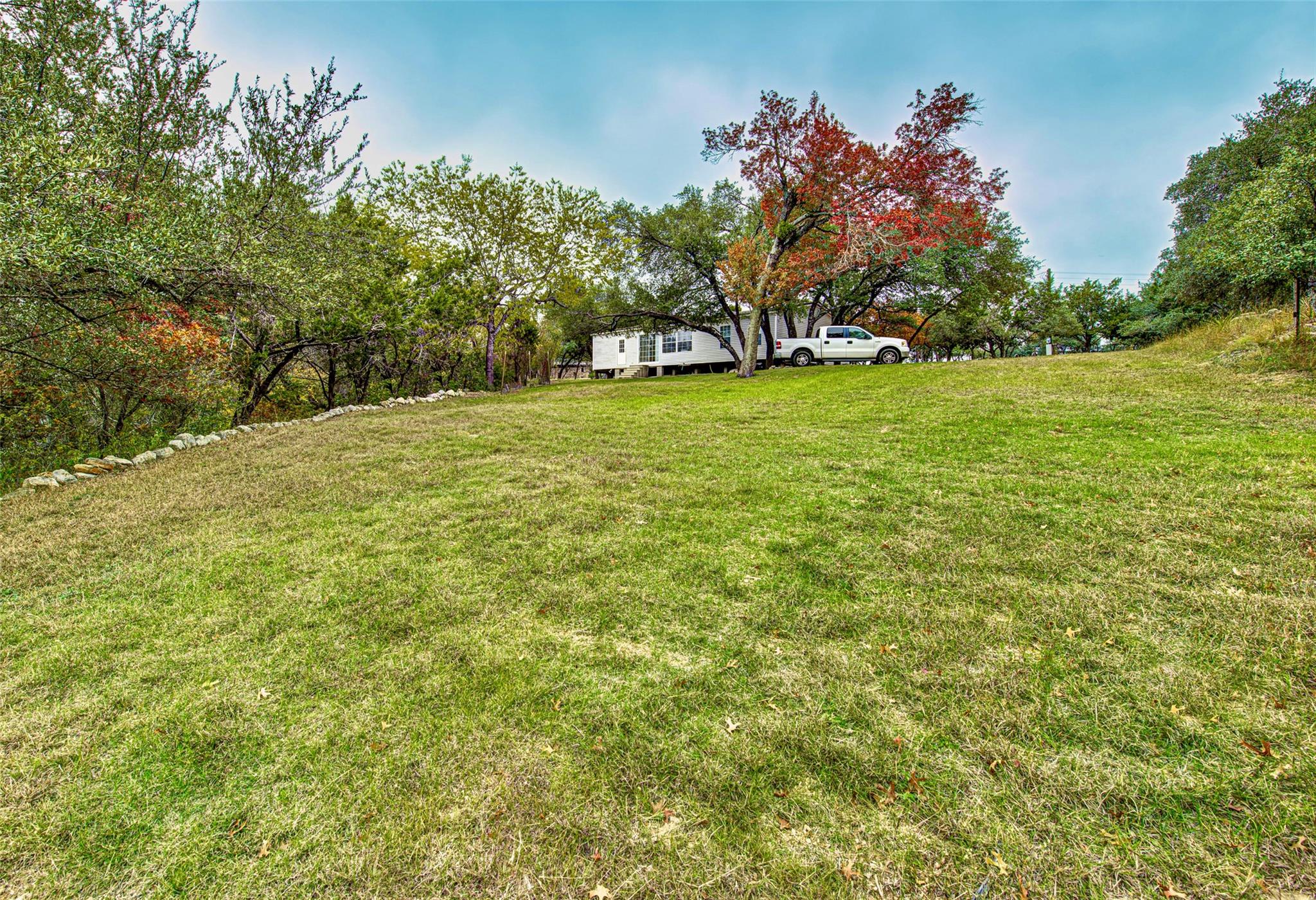 5016 BOB WIRE Rd, Spicewood, TX 78669