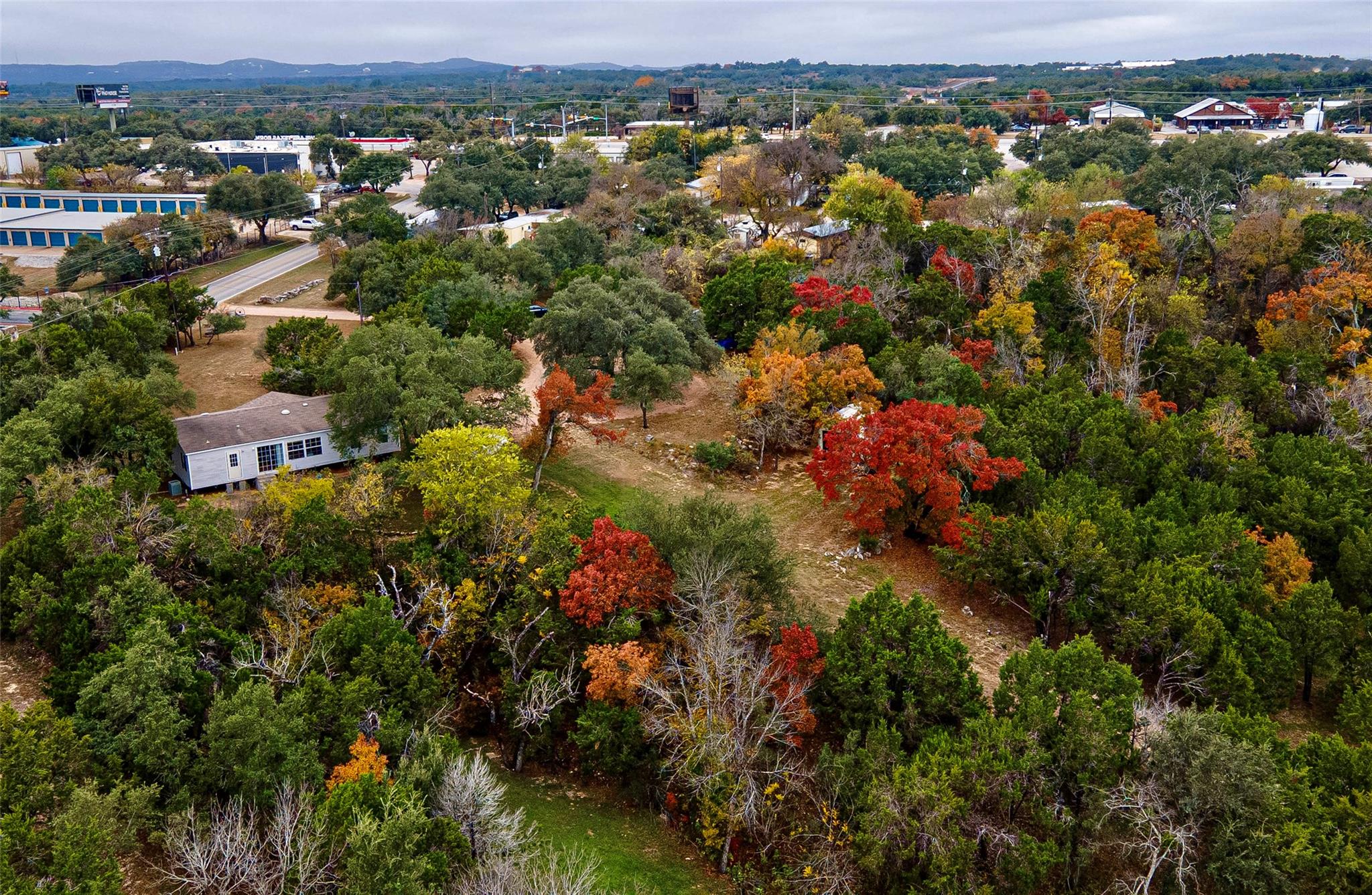 5016 BOB WIRE Rd, Spicewood, TX 78669