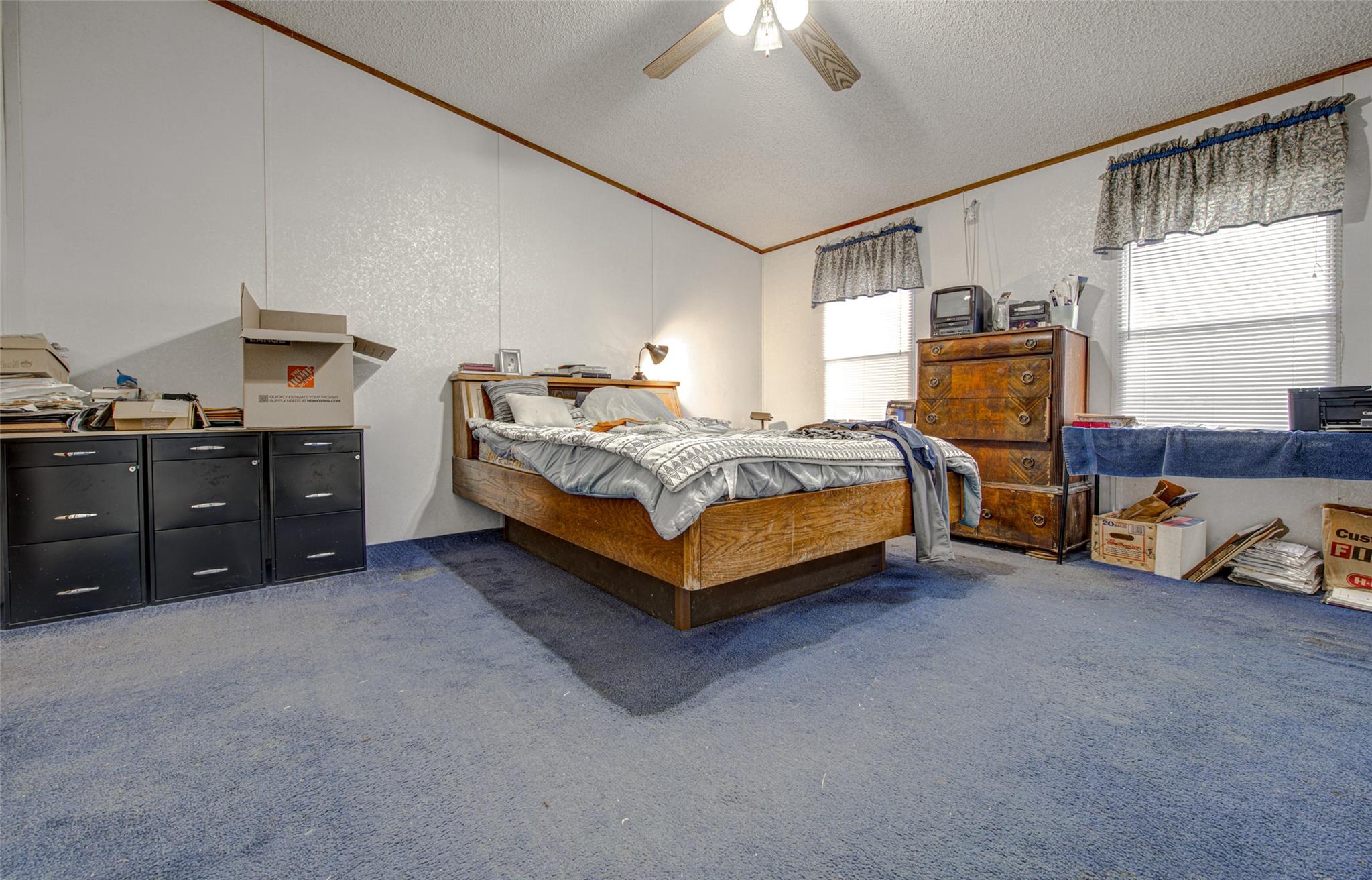 5016 BOB WIRE Rd, Spicewood, TX 78669