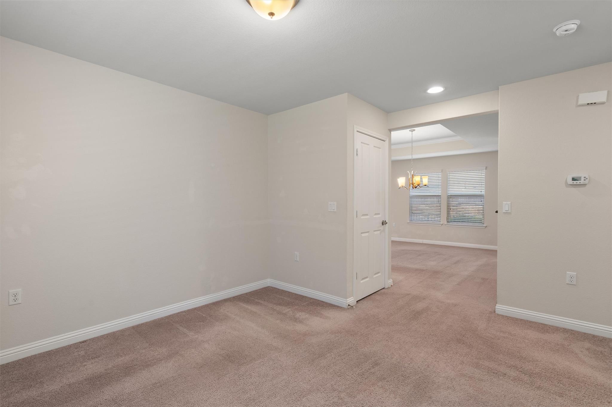 307 Kickapoo Creek Ln, Georgetown, TX 78633