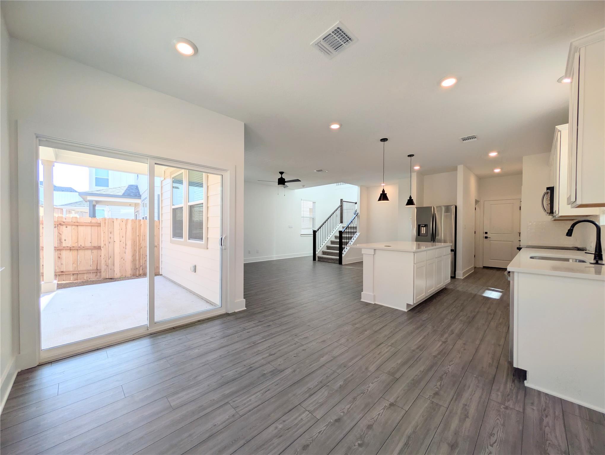 113 Sycamore Pines, Kyle, TX 78640