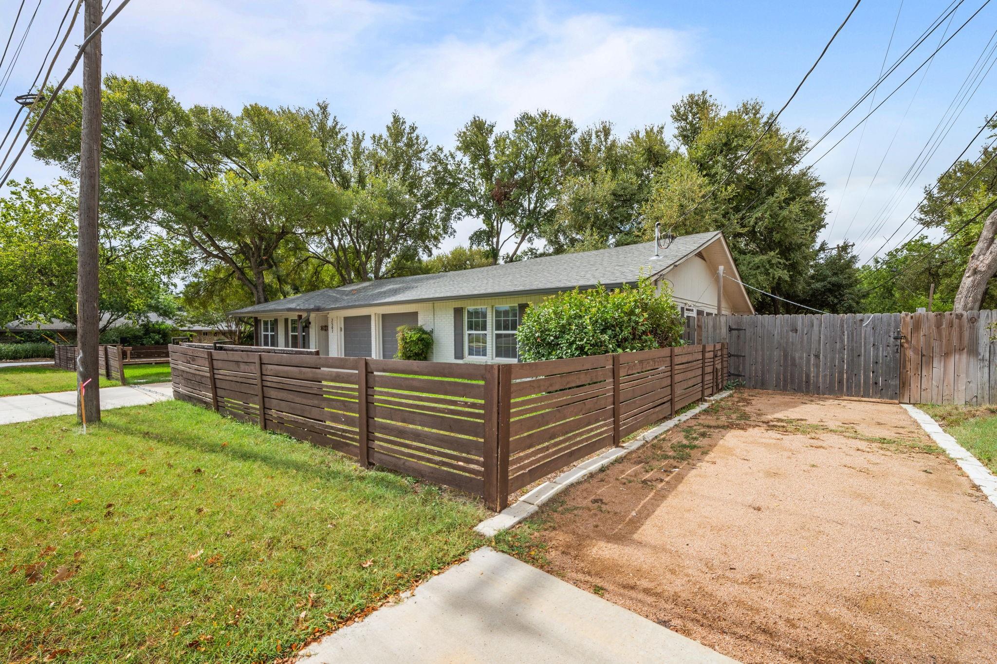 2507 Western Trails Blvd, Austin, TX 78745