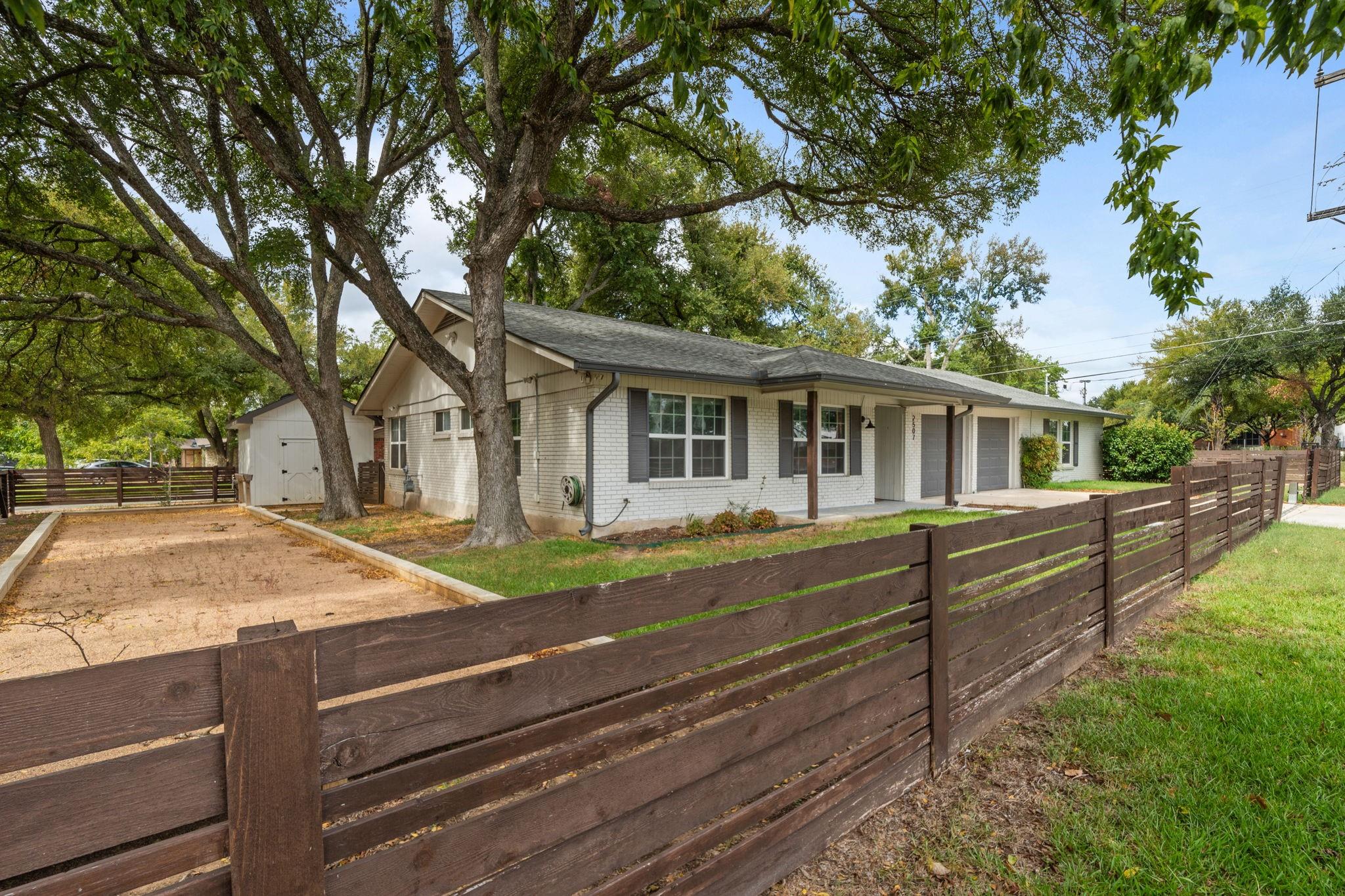 2507 Western Trails Blvd, Austin, TX 78745
