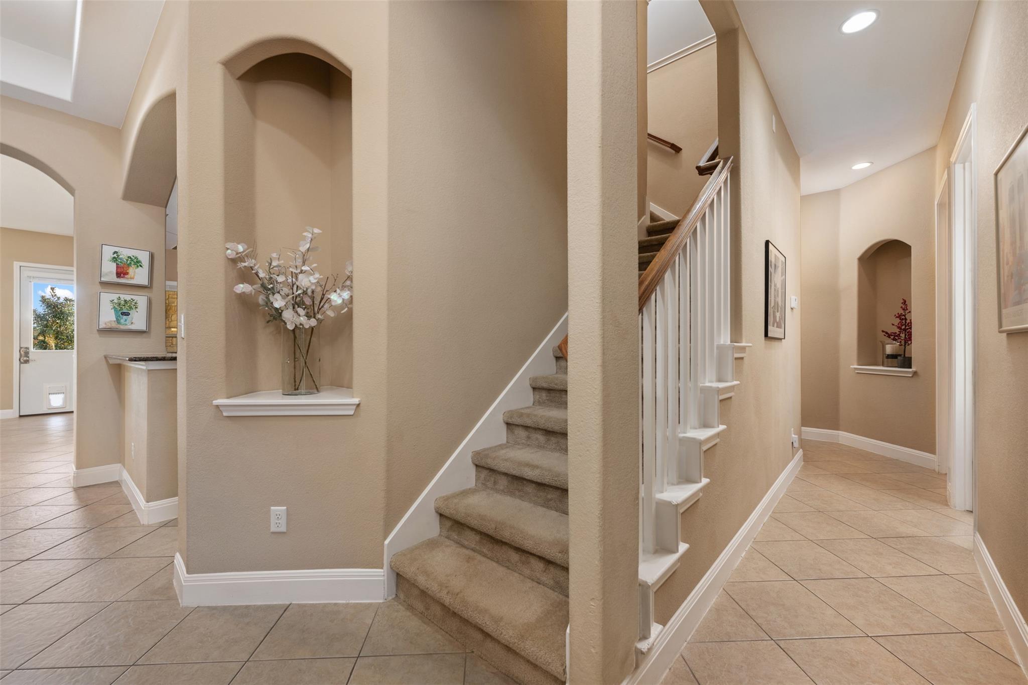 937 Wild Rose Dr, Austin, TX 78737