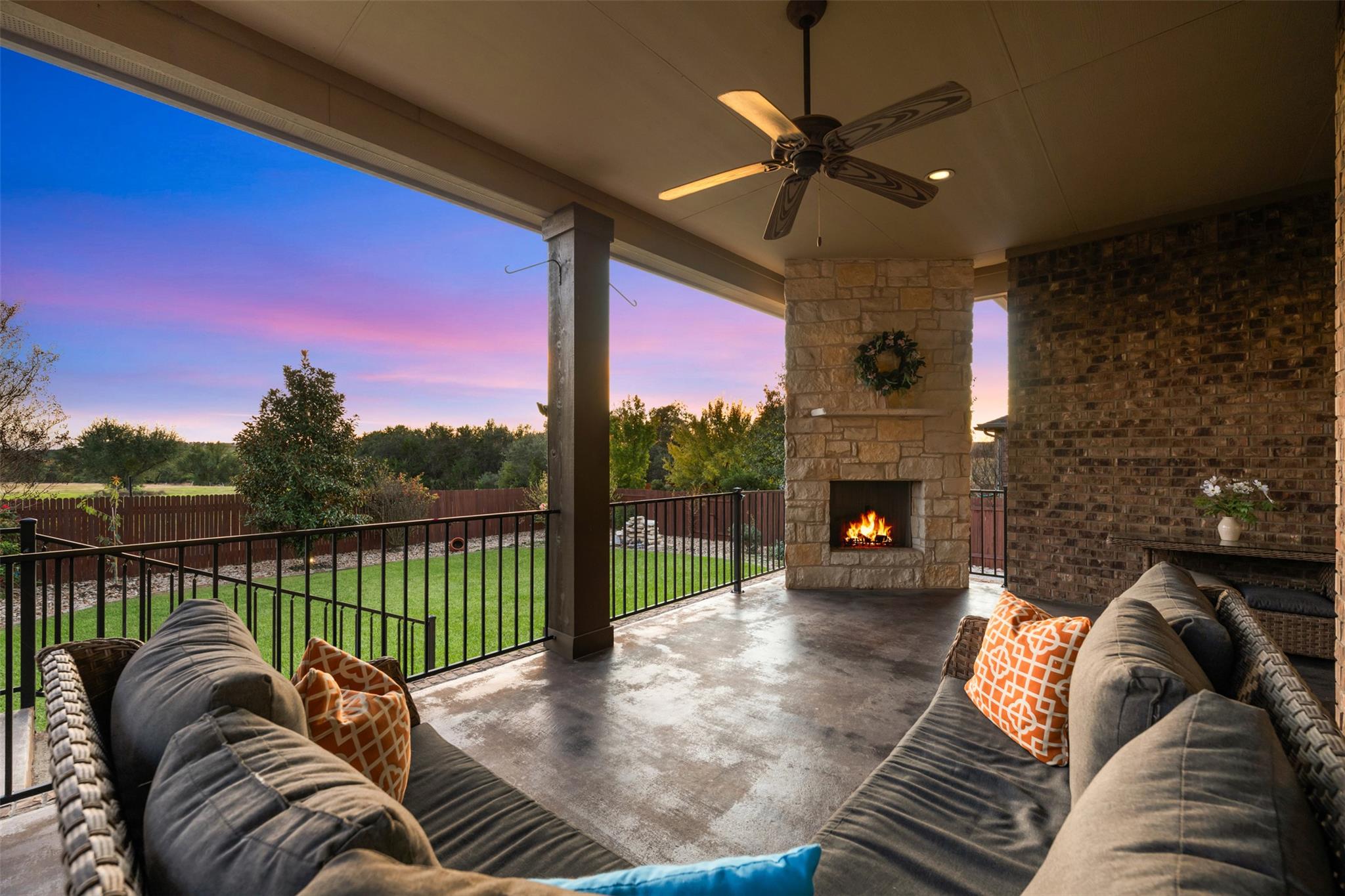 937 Wild Rose Dr, Austin, TX 78737
