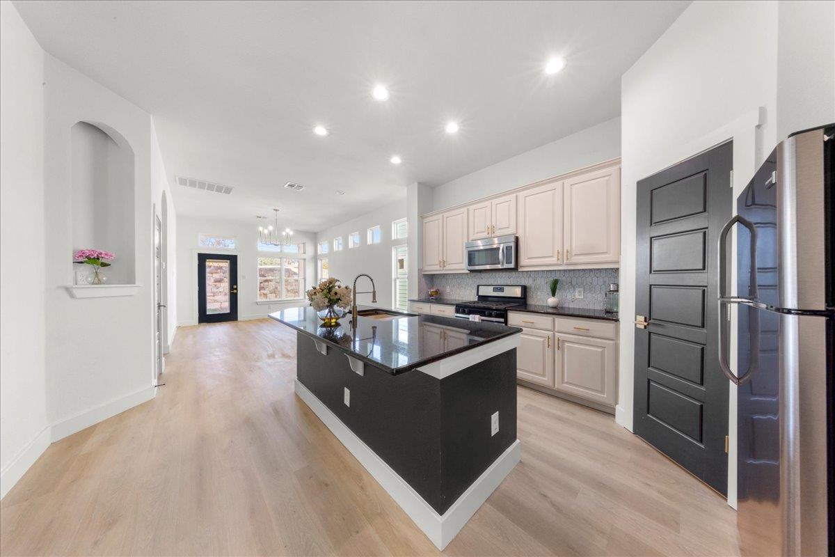 2408 Vintage Stave Rd # 101, Austin, TX 78748