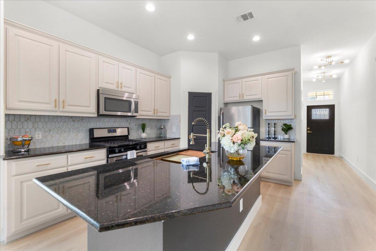 2408 Vintage Stave Rd # 101, Austin, TX 78748