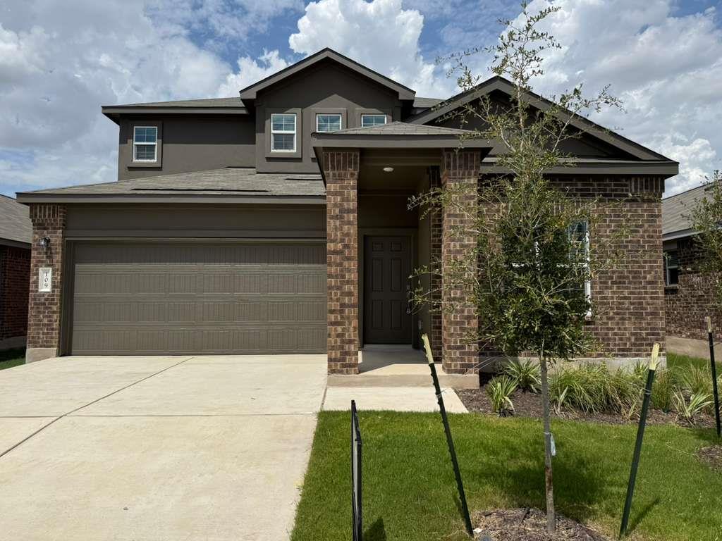 109 Imola St, Hutto, TX 78634