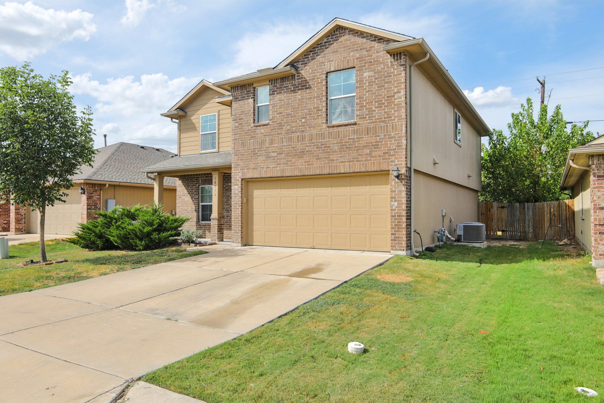 18316 Willow Sage Ln, Elgin, TX 78621