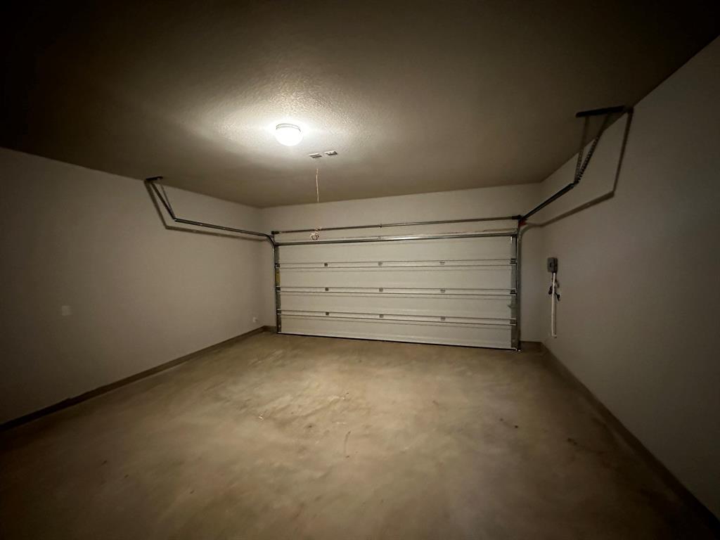 109 Riverhill Dr Dr, Georgetown, TX 78628