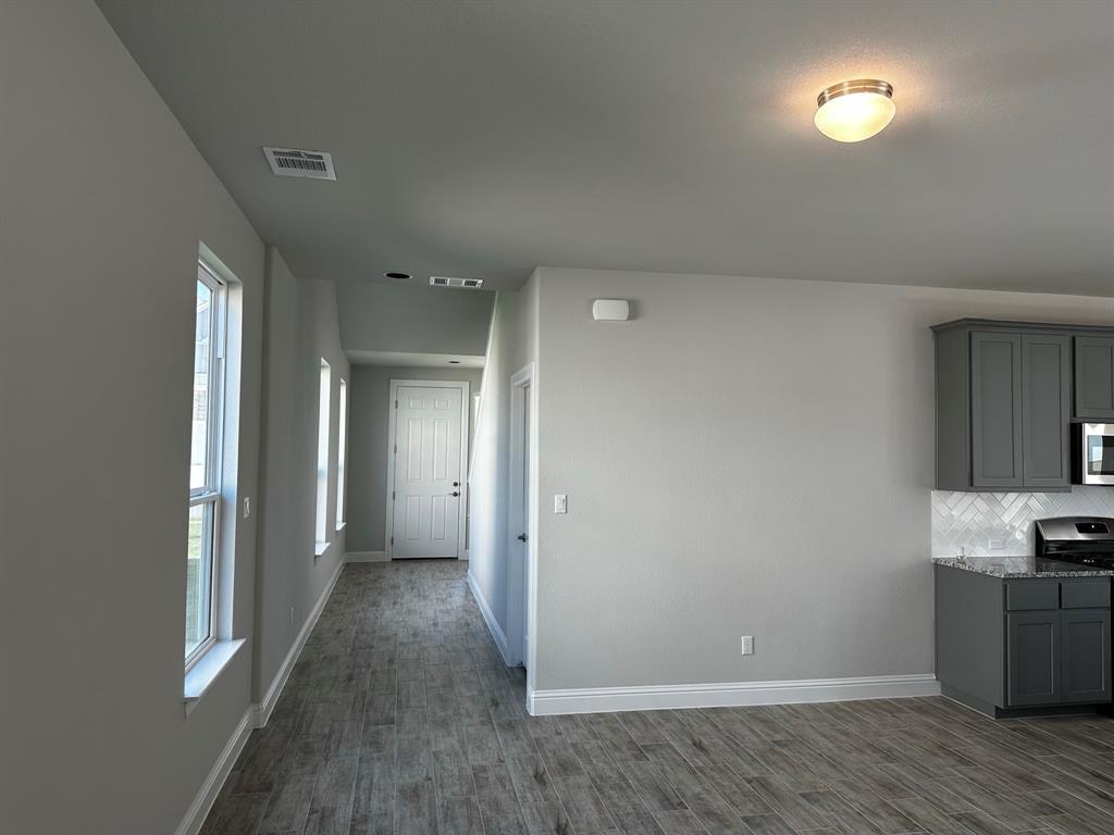 109 Riverhill Dr Dr, Georgetown, TX 78628