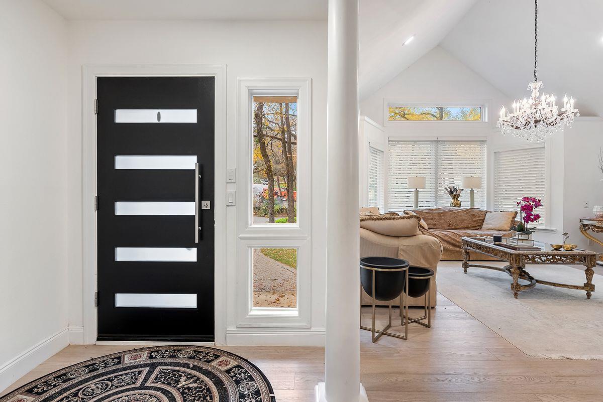 1703 Meadowbrook Dr, Austin, TX 78703