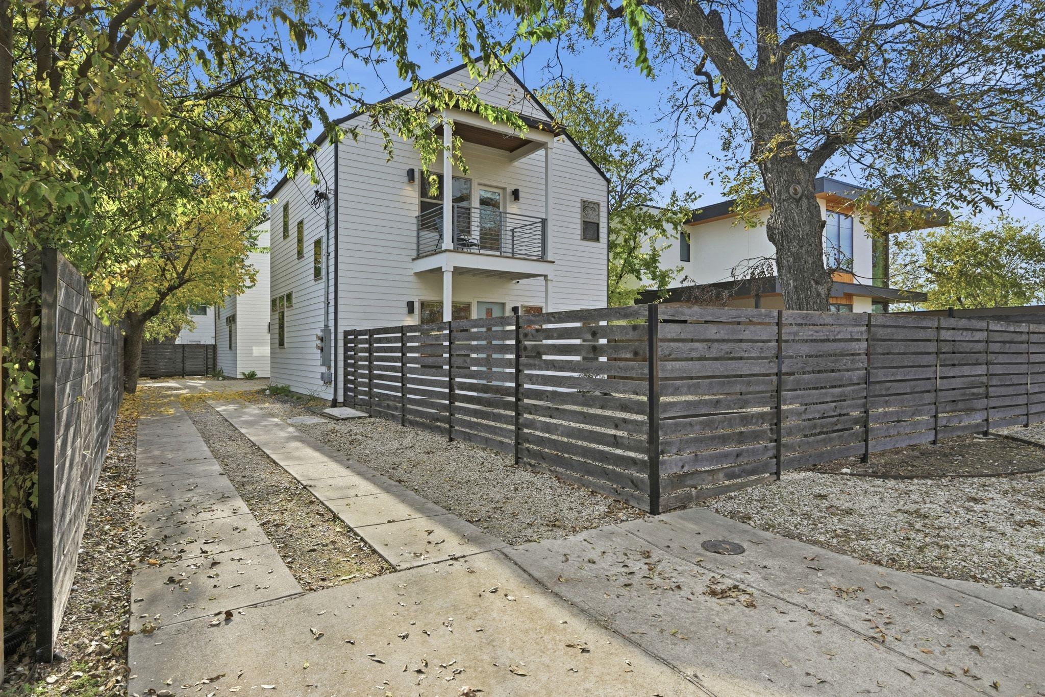 2811 Garwood St # A, Austin, TX 78702