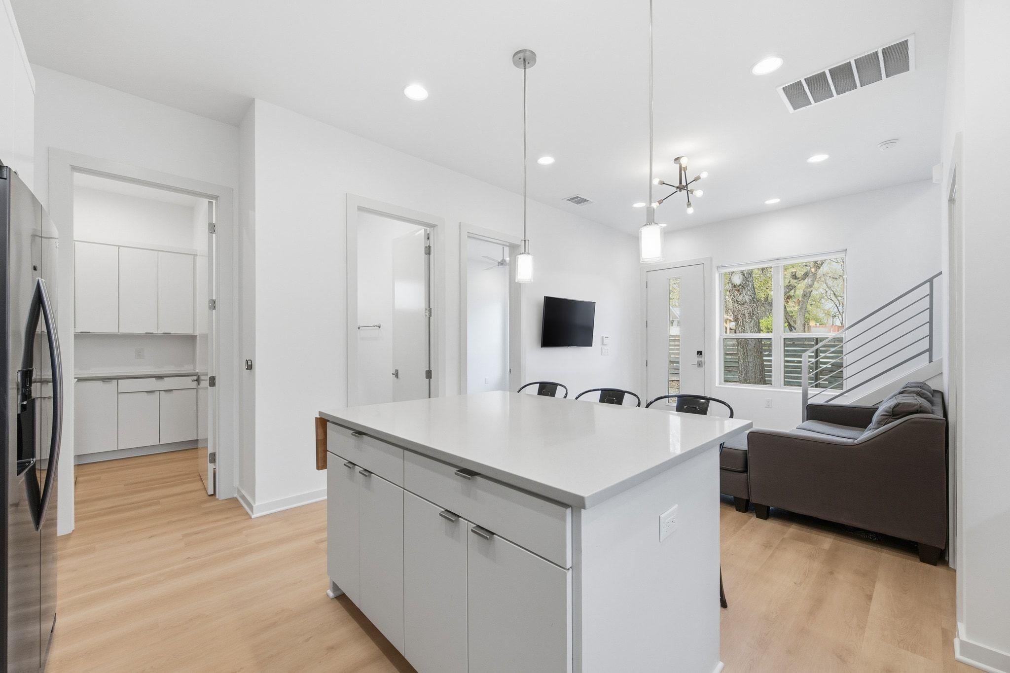 2811 Garwood St # A, Austin, TX 78702