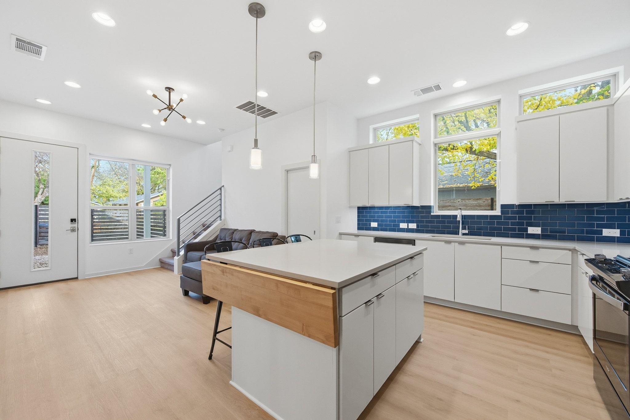 2811 Garwood St # A, Austin, TX 78702