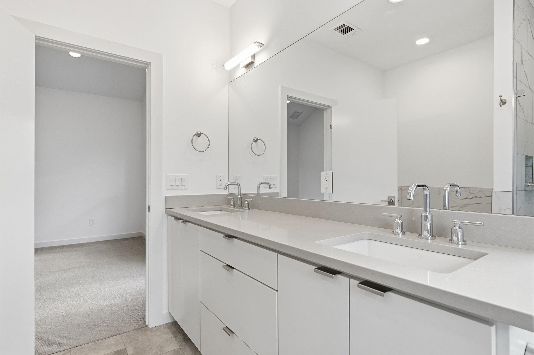 2811 Garwood Unit B St # B, Austin, TX 78702