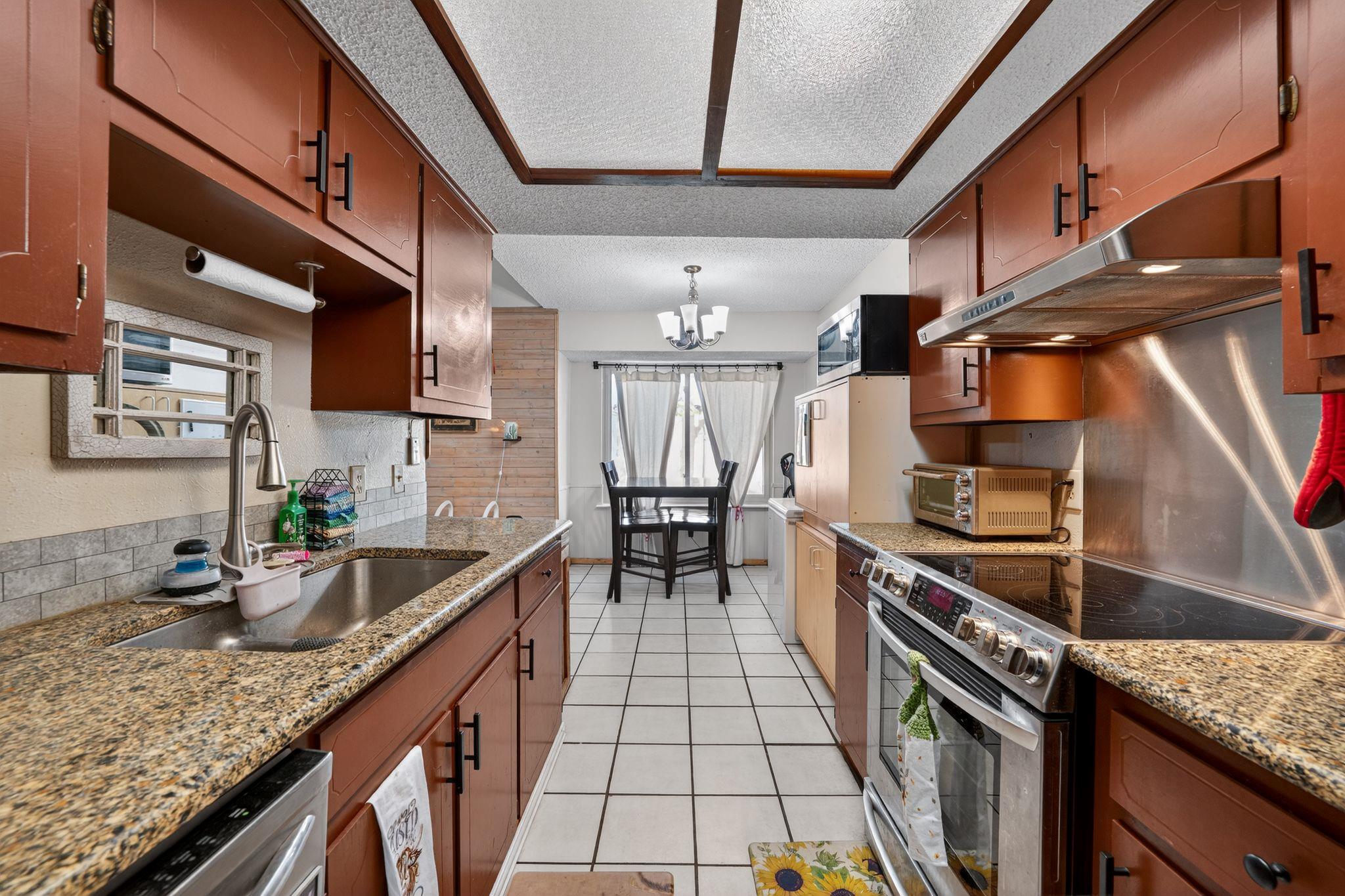 1209 Sagebrush Dr, Round Rock, TX 78681