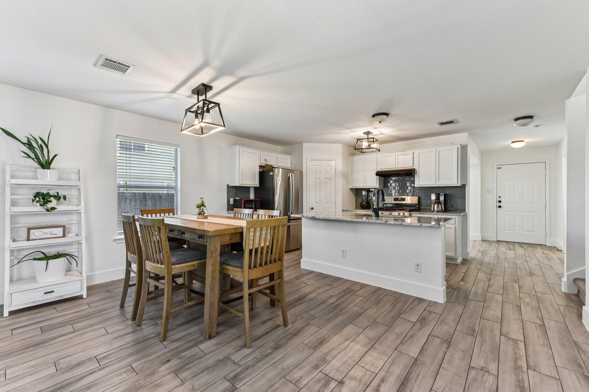 2340 Bluffstone Dr, Round Rock, TX 78665