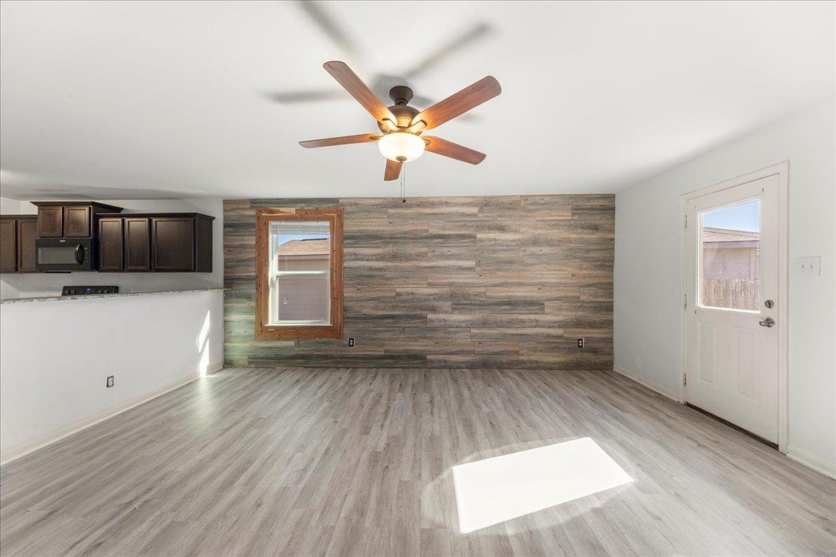 4005 Cressler Ln # 16G, Jarrell, TX 76537