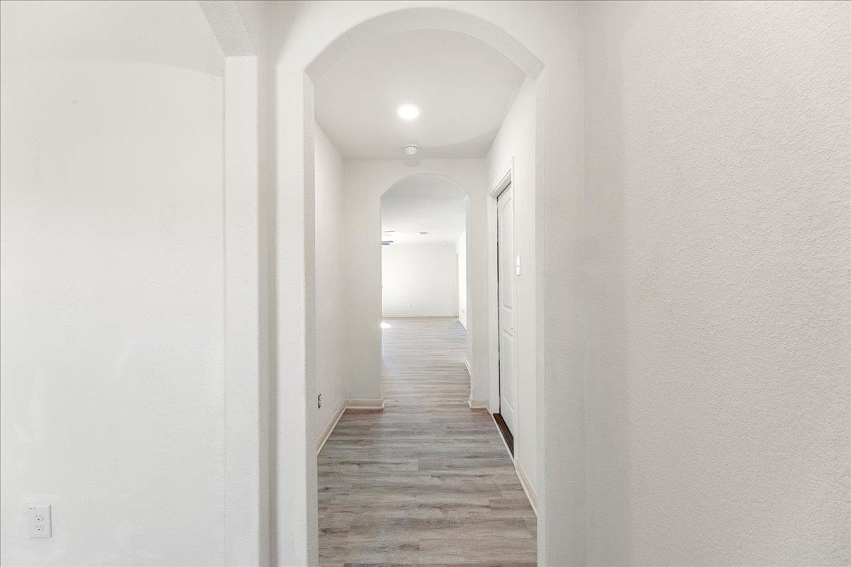 4005 Cressler Ln # 16G, Jarrell, TX 76537