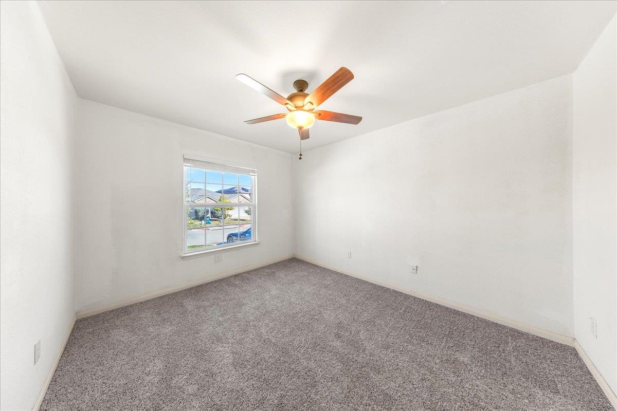 4005 Cressler Ln # 16G, Jarrell, TX 76537