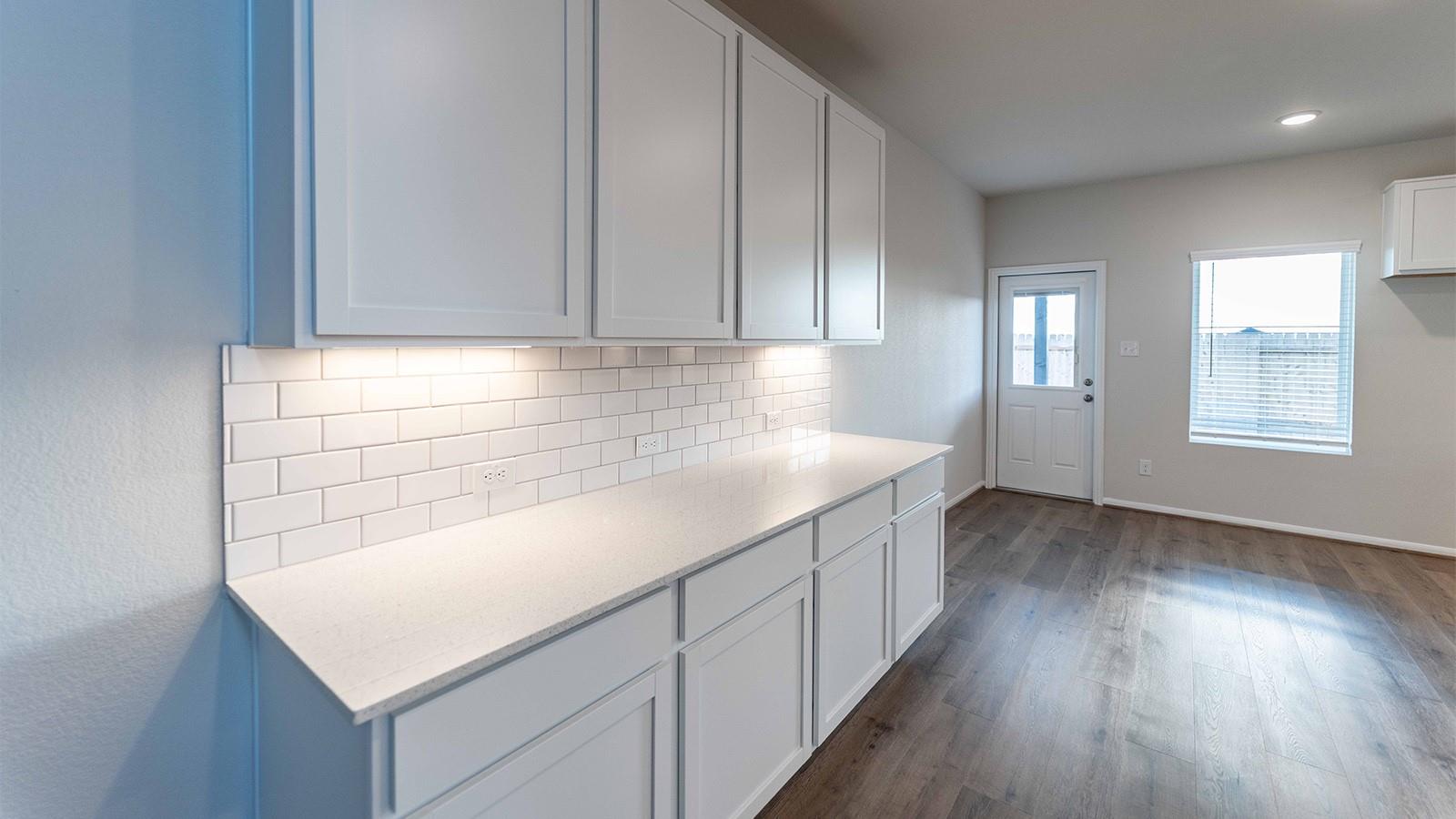 280 Yosemite Dr, Kyle, TX 78640