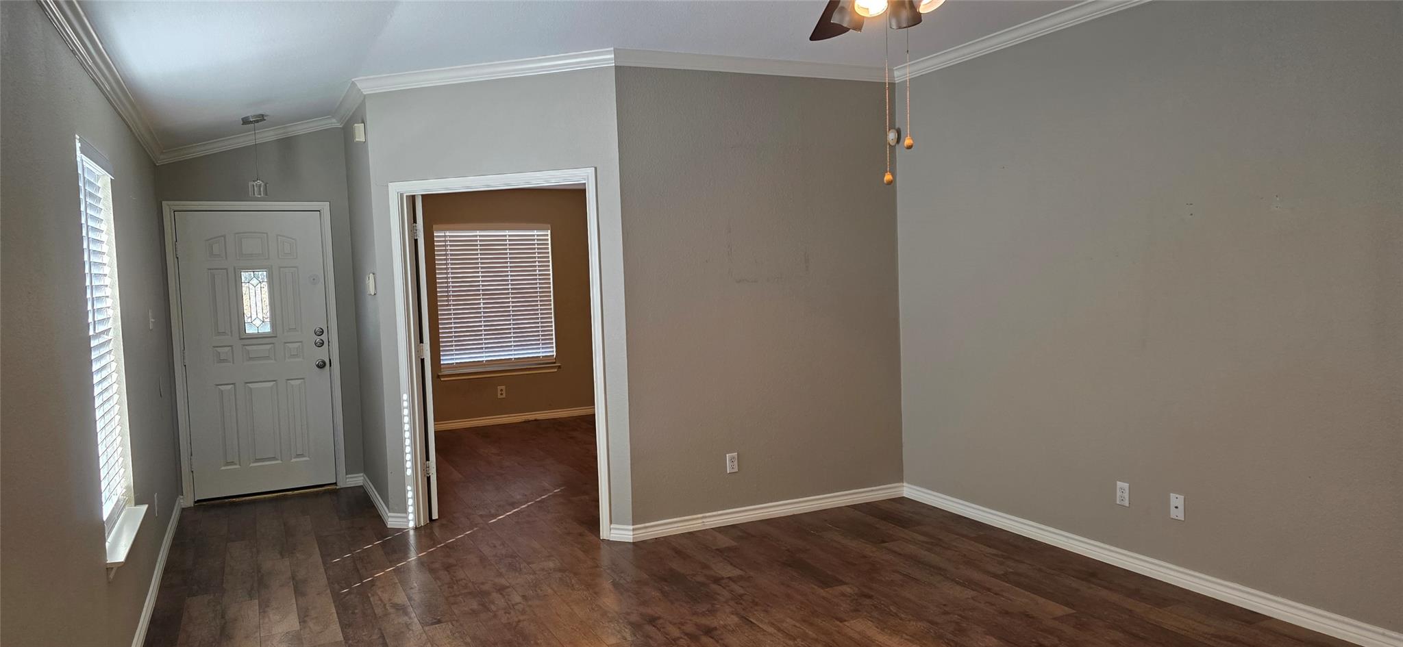 204 Quail Hollow Dr, Hutto, TX 78634