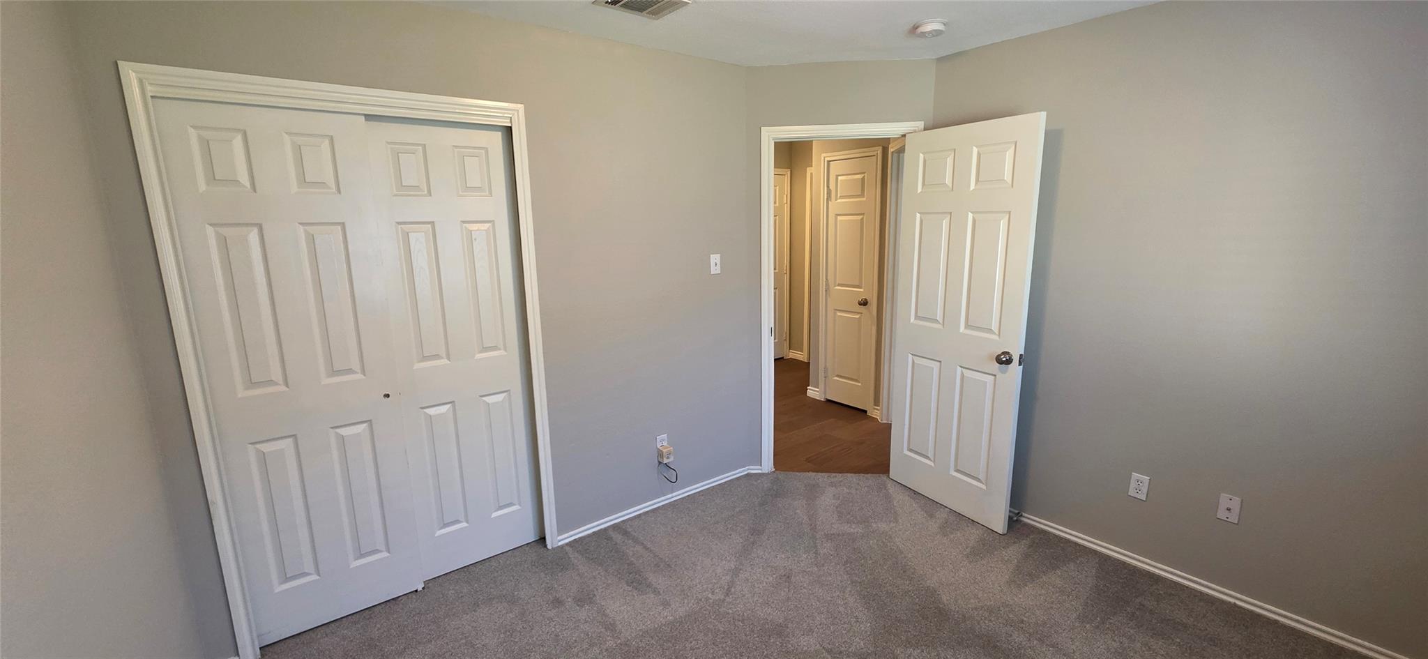 204 Quail Hollow Dr, Hutto, TX 78634