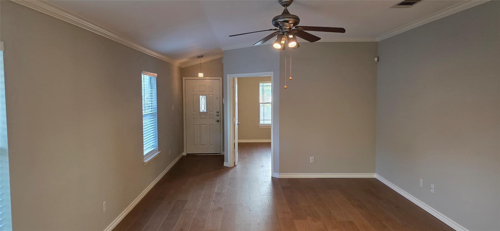 204 Quail Hollow Dr, Hutto, TX 78634