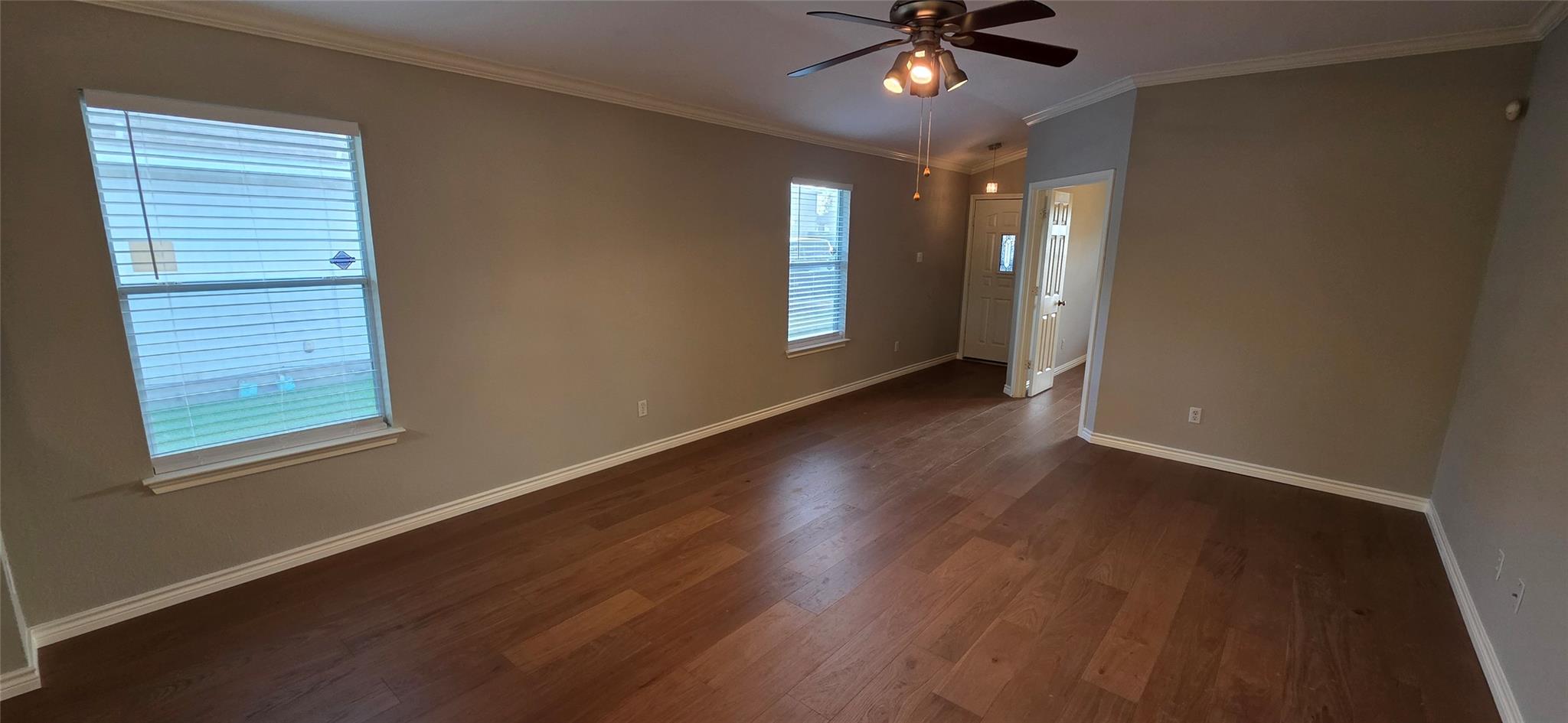 204 Quail Hollow Dr, Hutto, TX 78634