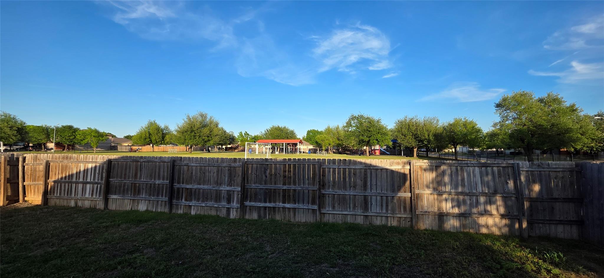 204 Quail Hollow Dr, Hutto, TX 78634