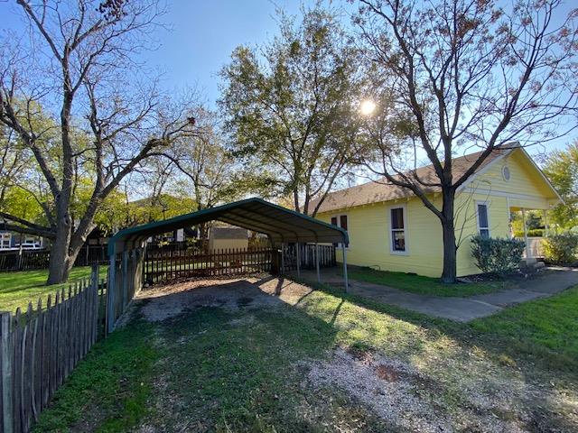 303 Taylor St, Hutto, TX 78634