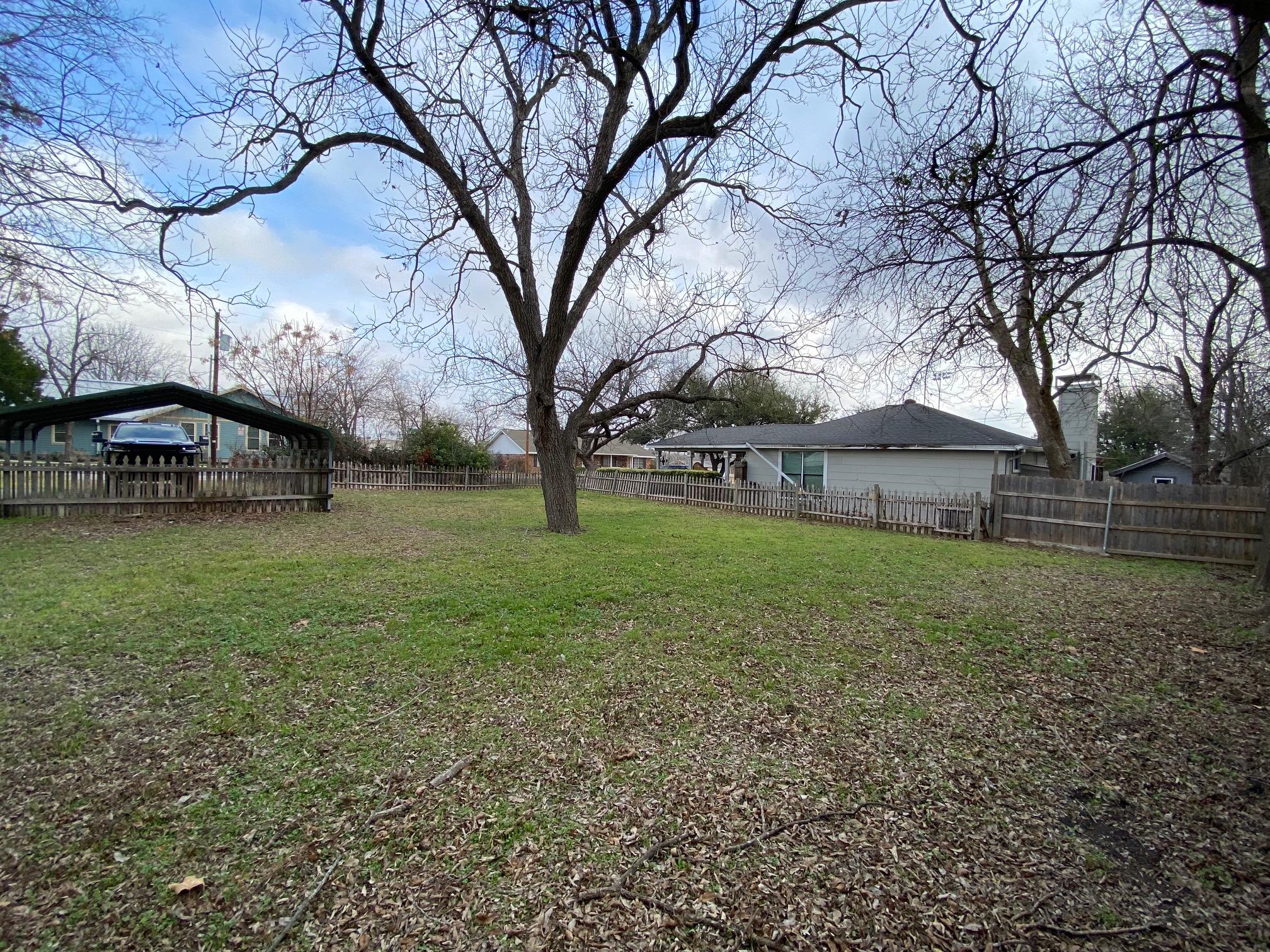 303 Taylor St, Hutto, TX 78634
